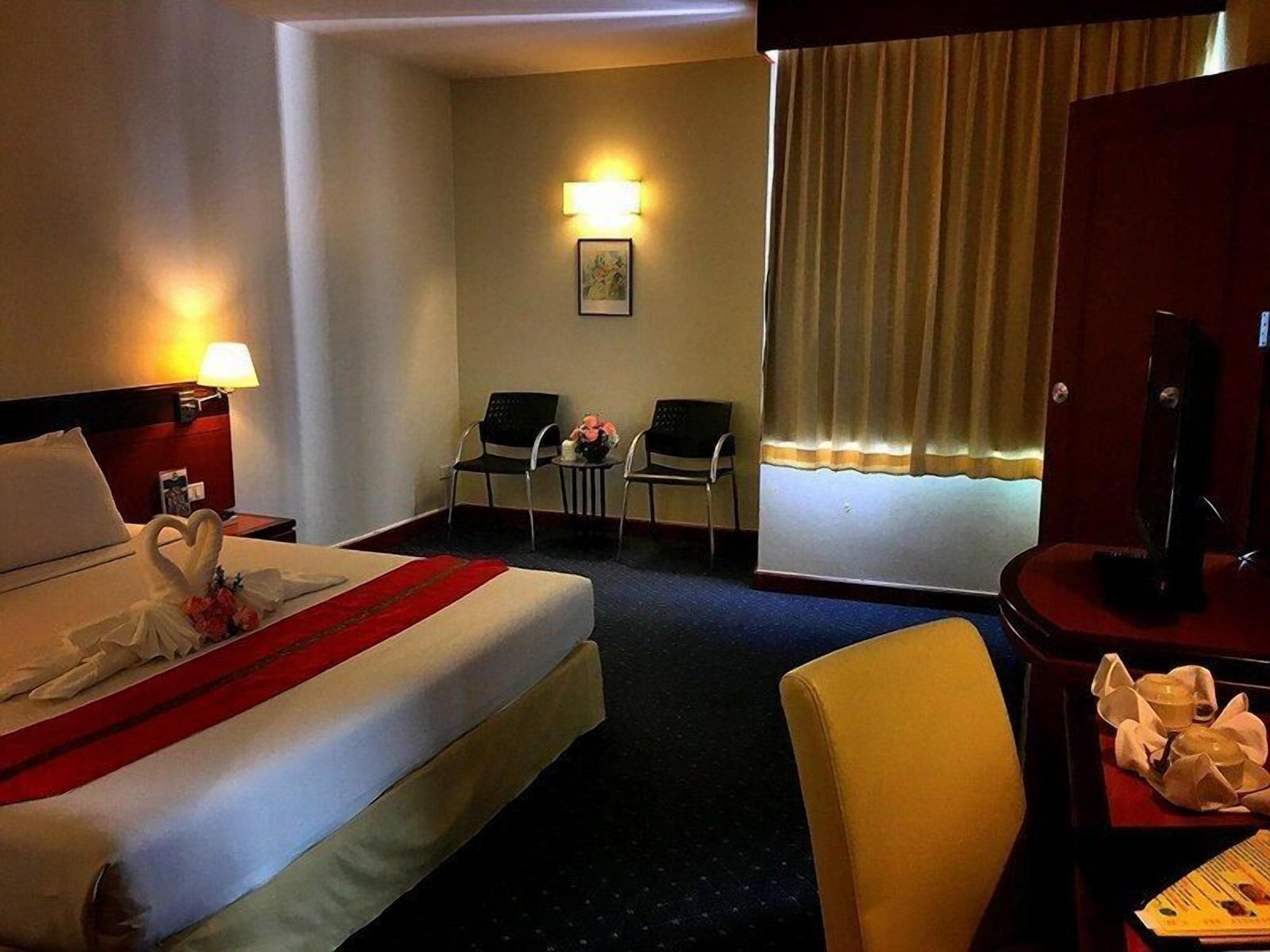 Hatyai Golden Crown Hotel Хатъяй Экстерьер фото