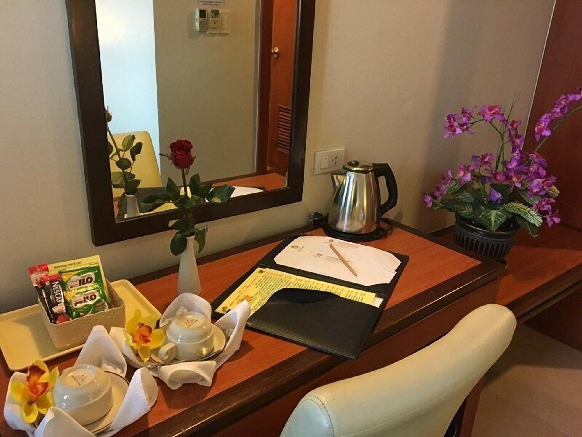 Hatyai Golden Crown Hotel Хатъяй Экстерьер фото