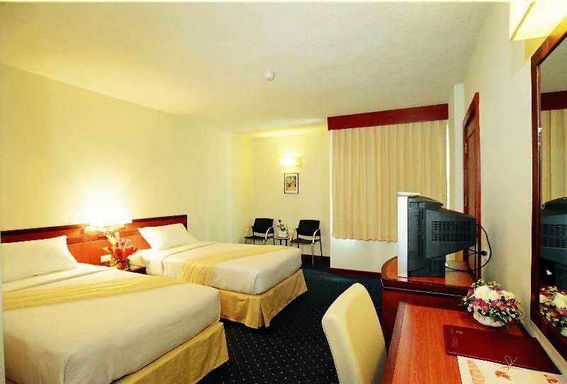 Hatyai Golden Crown Hotel Хатъяй Экстерьер фото
