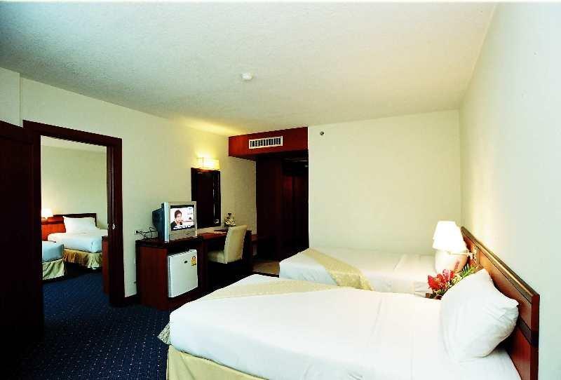 Hatyai Golden Crown Hotel Хатъяй Экстерьер фото