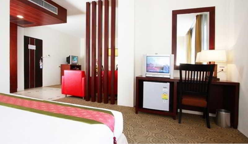 Hatyai Golden Crown Hotel Хатъяй Экстерьер фото
