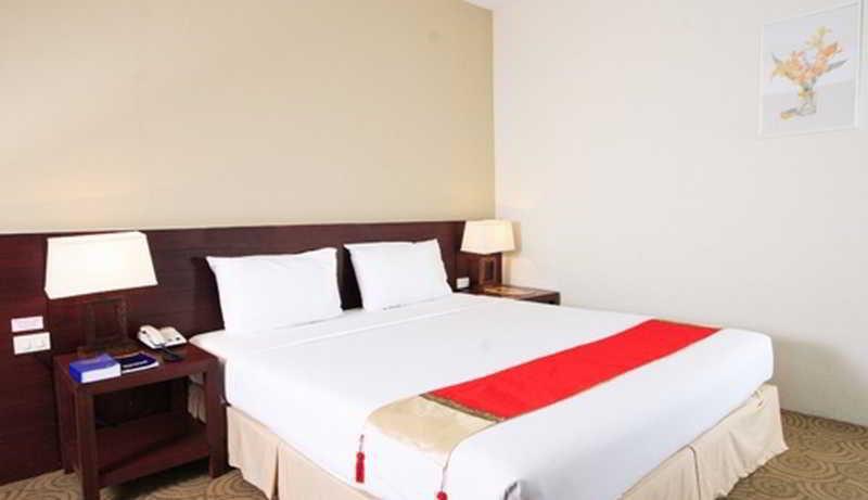 Hatyai Golden Crown Hotel Хатъяй Экстерьер фото